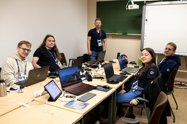 Międzynarodowy hackathon SpaceShield Hack 2025